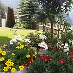 Haus Edelweiss B&B 제르젠스