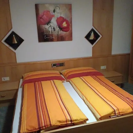 Haus Edelweiss Bed & Breakfast
