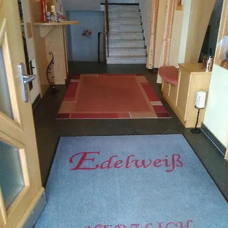 Haus Edelweiss Bed and breakfast